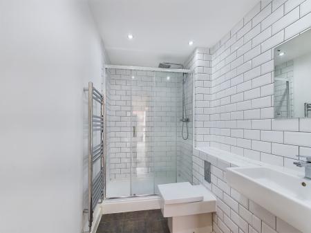 2 bedroom Flat for sale in Helena Street, City Centre, Birmingham, B1