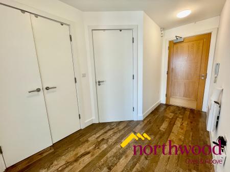 1 bedroom Flat to let in 41 Essex Street, City Centre, Birmingham, B5