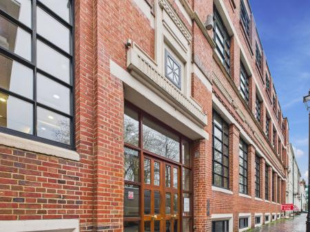 1 bedroom Flat to let in St Pauls Square, Birmingham, B3