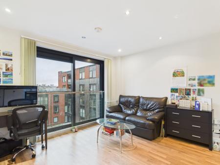 1 bedroom Flat to let in St Pauls Square, Birmingham, B3