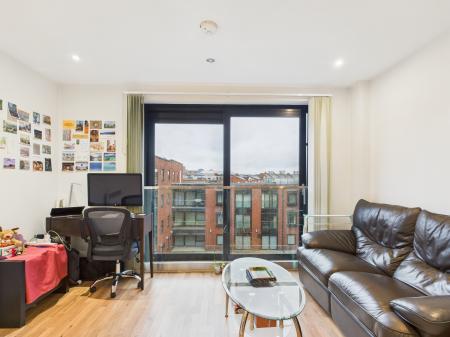 1 bedroom Flat to let in St Pauls Square, Birmingham, B3