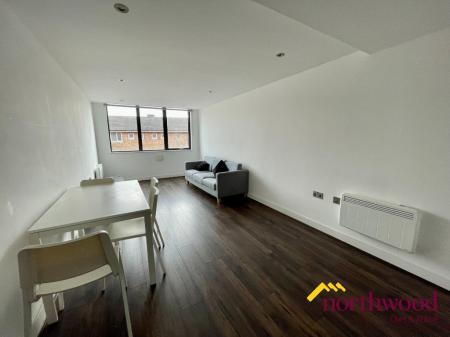 2 bedroom Flat to let in Wrentham Street, Digbeth, Birmingham, B5