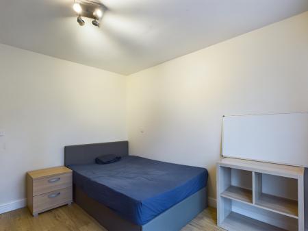 2 bedroom Flat to let in Southside Development, City Centre, Birmingham, B5