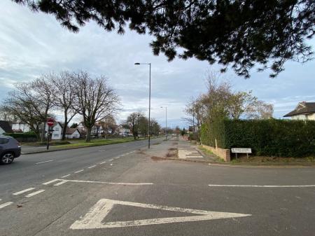 2 bedroom Maisonette to let in Park Close, Erdington, Birmingham, B24