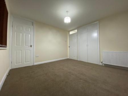 2 bedroom Maisonette to let in Park Close, Erdington, Birmingham, B24