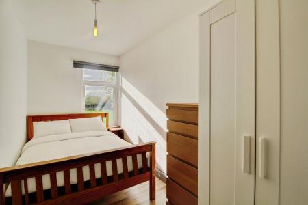 5 bedroom Terraced House to let in Small Lane, Stapleton, Bristol, BS16