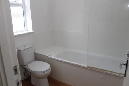 1 bedroom Flat to let in Novers Park Road, Knowle, Bristol, BS4