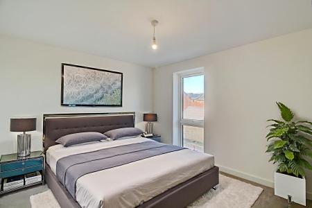 2 bedroom Flat to let in Clover Way, Stoke Gifford, Bristol, BS34