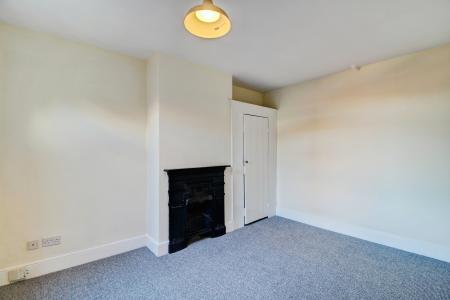 4 bedroom Terraced House to let in Montrose Park, Brislington, Bristol, BS4