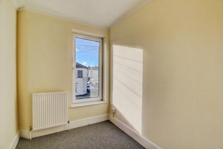 3 bedroom Terraced House to let in Montrose Park, Brislington, Bristol, BS4