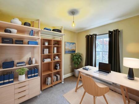 3 bedroom Town house to let in Redcross Lane, Old Market, Bristol, BS2