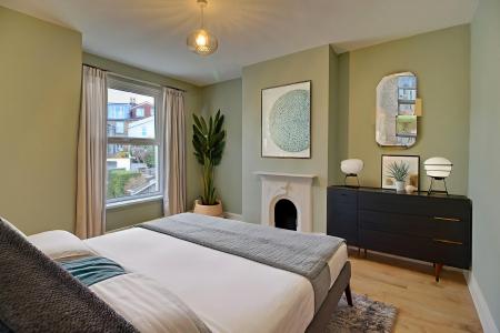 4 bedroom Terraced House to let in Gloucester Road, Horfield, Bristol, BS7