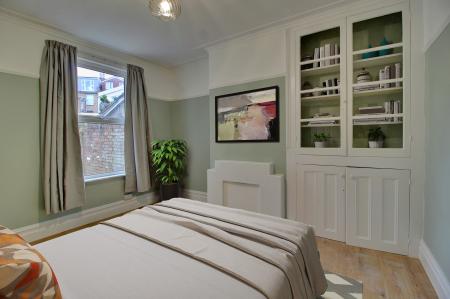 4 bedroom Terraced House to let in Gloucester Road, Horfield, Bristol, BS7