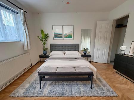 1 bedroom Flat to let in Broadlands Drive, Lawrence Weston, Bristol, BS11