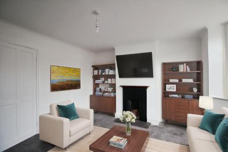 3 bedroom Semi-detached house to let in Wallscourt Road, Filton, Bristol, BS34