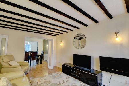 4 bedroom Semi-detached house to let in Silverbirch Close, Little Stoke, Bristol, BS34