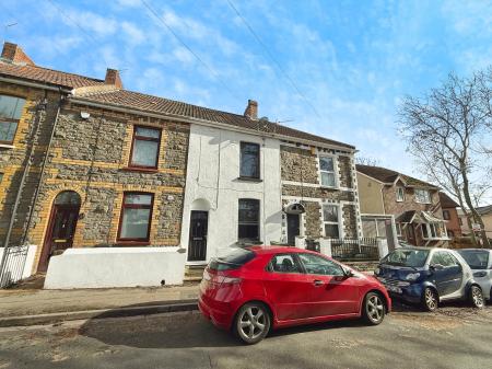 3 bedroom Terraced House for sale in Woodside Road, Kingswood, Bristol, BS15
