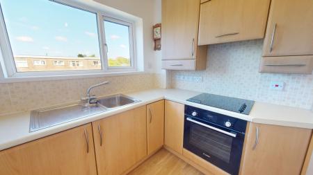 2 bedroom Flat for sale in Carew Court, Whitchurch, Cardiff, CF14