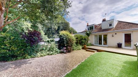 3 bedroom Semi-detached bungalow for sale in Gron Ffordd, Rhiwbina, Cardiff, CF14