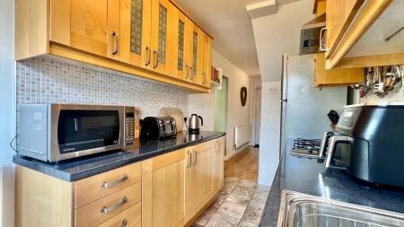 3 bedroom Terraced House for sale in Heol Pentwyn, Cardiff, CF14
