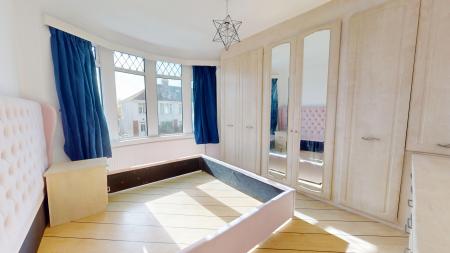 4 bedroom Semi-detached house for sale in Heol-Yr-Efail, Rhiwbina, Cardiff, CF14