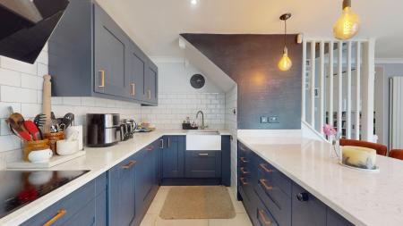 3 bedroom Semi-detached house for sale in Llwyn Rhosyn, Rhiwbina, Cardiff, CF14