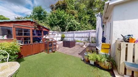 3 bedroom Semi-detached house for sale in Llwyn Rhosyn, Rhiwbina, Cardiff, CF14