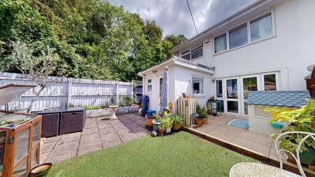 3 bedroom Semi-detached house for sale in Llwyn Rhosyn, Rhiwbina, Cardiff, CF14