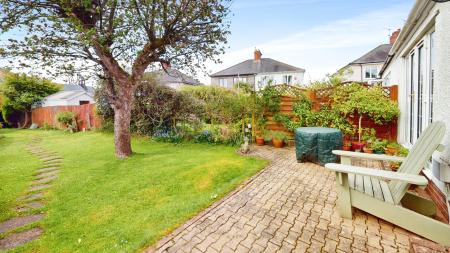 3 bedroom Semi-detached house for sale in Llwynfedw Road, Rhiwbina, Cardiff, CF14