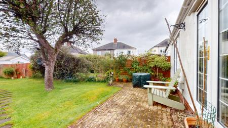 3 bedroom Semi-detached house for sale in Llwynfedw Road, Rhiwbina, Cardiff, CF14
