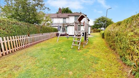 3 bedroom Semi-detached house for sale in Lon y Dail, Rhiwbina, Cardiff, CF14