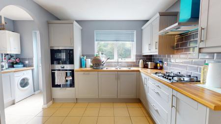 4 bedroom Detached house for sale in Patreane Way, Cardiff, CF5