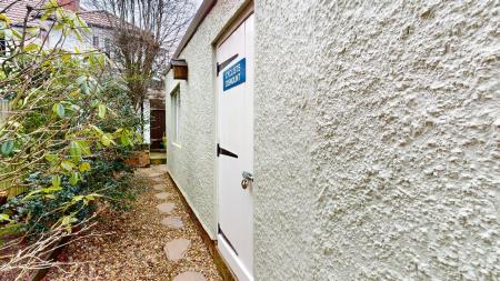 2 bedroom Maisonette for sale in Pen y Dre, Rhiwbina, Cardiff, CF14
