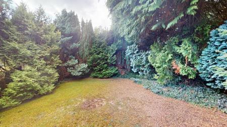 2 bedroom Maisonette for sale in Pen y Dre, Rhiwbina, Cardiff, CF14