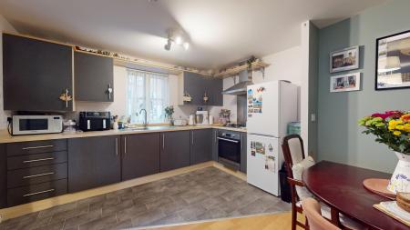 1 bedroom Flat for sale in Phoenix Way, Cardiff, CF14