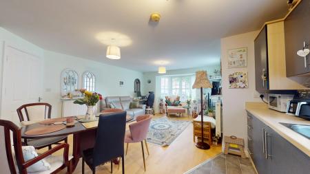 1 bedroom Flat for sale in Phoenix Way, Cardiff, CF14