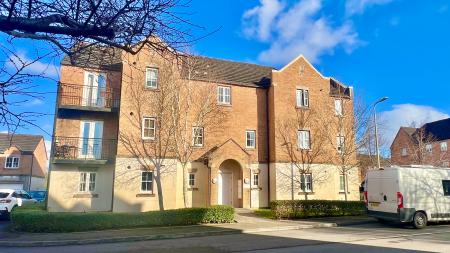 1 bedroom Flat for sale in Phoenix Way, Cardiff, CF14