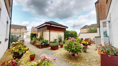 1 bedroom Flat for sale in Phoenix Way, Cardiff, CF14