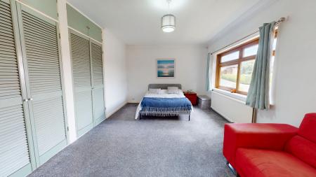 5 bedroom Detached house for sale in The Rise, Llanishen, Cardiff, CF14