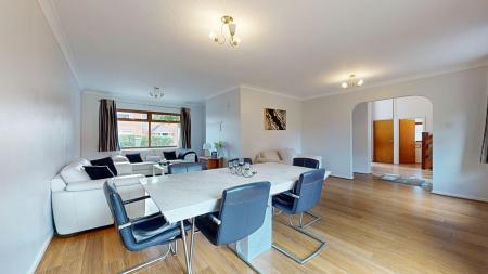 5 bedroom Detached house for sale in The Rise, Llanishen, Cardiff, CF14