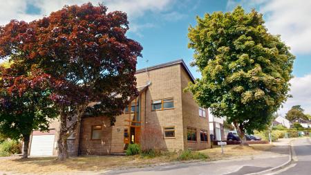 5 bedroom Detached house for sale in The Rise, Llanishen, Cardiff, CF14