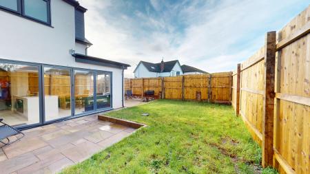5 bedroom Semi-detached house for sale in Tyn y Parc Road, Rhiwbina, Cardiff, CF14