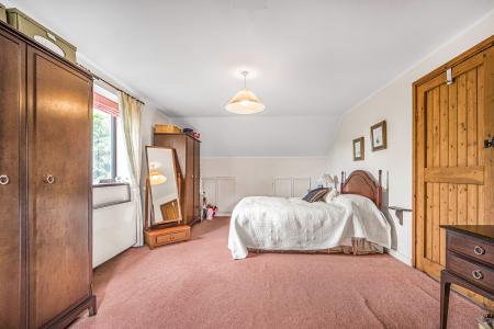 3 bedroom Detached house for sale in Waunwaelod Way, Caerphilly, CF83