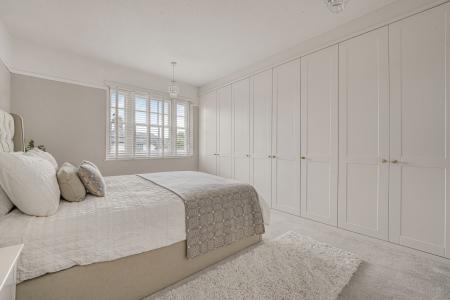 4 bedroom Semi-detached house for sale in Lon Isa, Rhiwbina, Cardiff, CF14