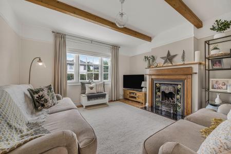 4 bedroom Semi-detached house for sale in Lon Isa, Rhiwbina, Cardiff, CF14