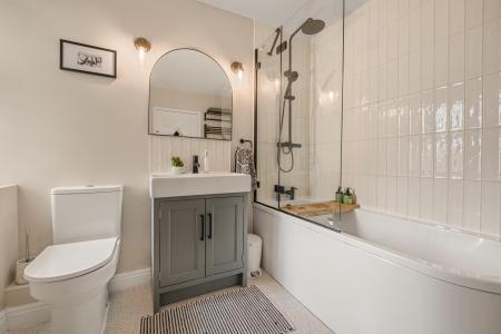 4 bedroom Semi-detached house for sale in Lon Isa, Rhiwbina, Cardiff, CF14