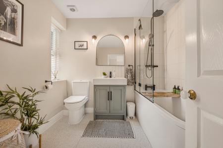 4 bedroom Semi-detached house for sale in Lon Isa, Rhiwbina, Cardiff, CF14