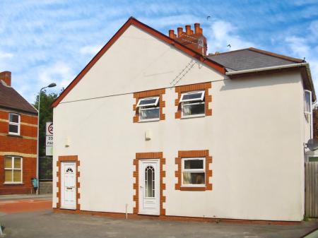 1 bedroom Flat to let in Davis Terrace, Whitchurch, Cardiff, CF14