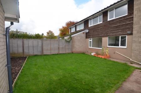 4 bedroom Semi-detached house to let in Wern Gifford, Abergavenny, NP7