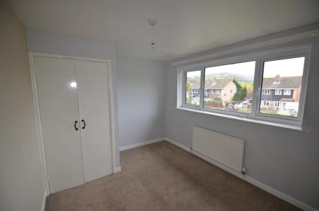 4 bedroom Semi-detached house to let in Wern Gifford, Abergavenny, NP7